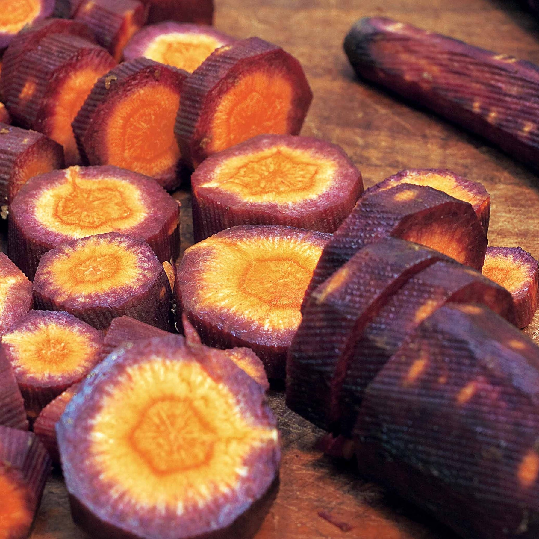 Paarse wortel 'Purple Haze F1' - Daucus carota purple haze f1 - Willemse